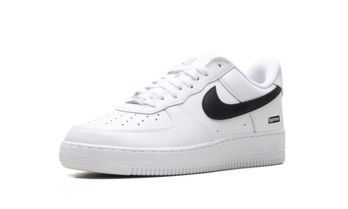 Nike Air Force 1 Low Supreme White Black